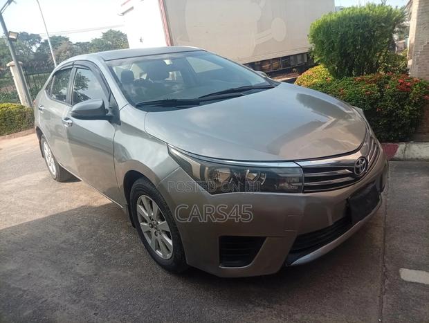 Toyota Corolla 2014 Gray