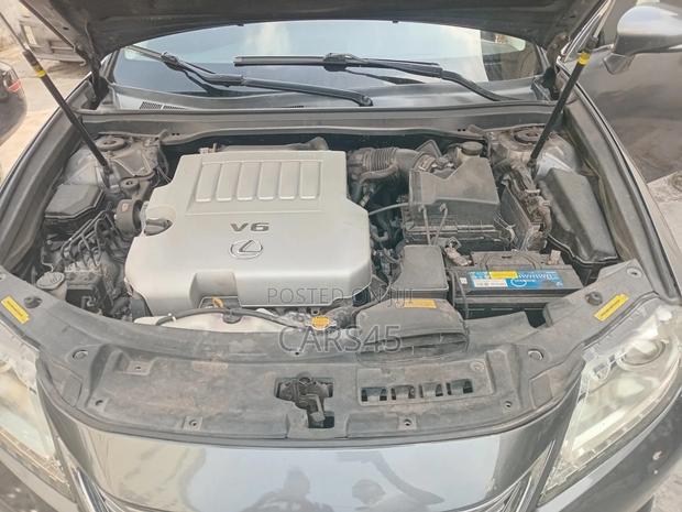 Lexus ES 2013 Gray