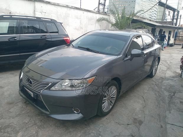 Lexus ES 2013 Gray