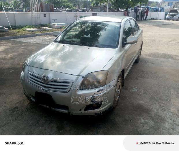 Toyota Avensis 2007 Silver
