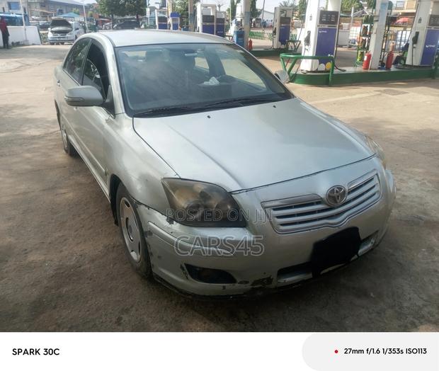 Toyota Avensis 2007 Silver