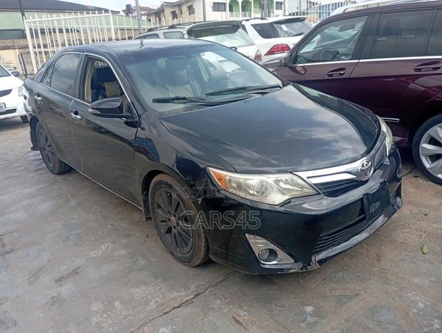 Toyota Camry 2012 Black