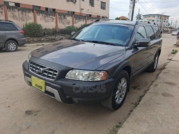 Volvo XC70 2007 Gray
