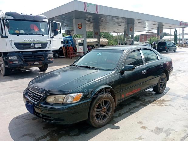 Toyota Camry 2001 Green