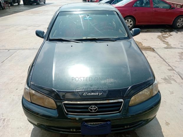 Toyota Camry 2001 Green