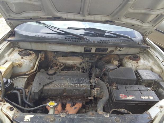 Hyundai Santa Fe 2001 Silver