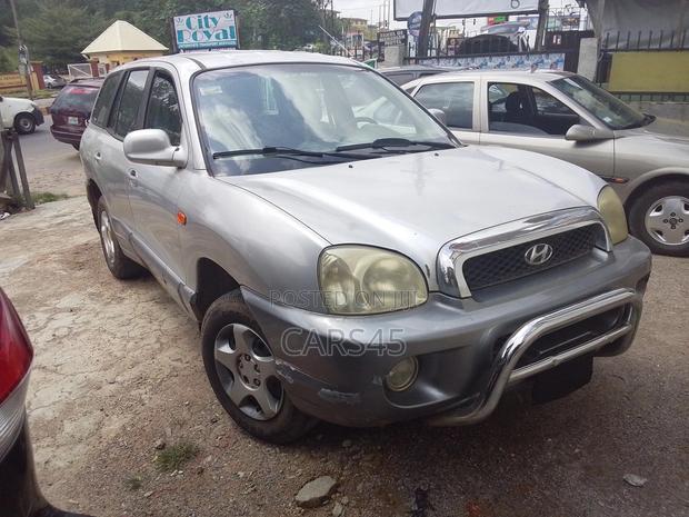 Hyundai Santa Fe 2001 Silver