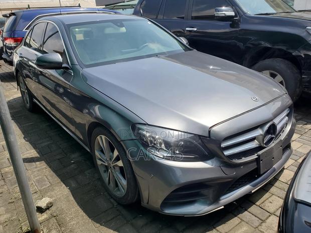 Mercedes-Benz C300 2017 Gray