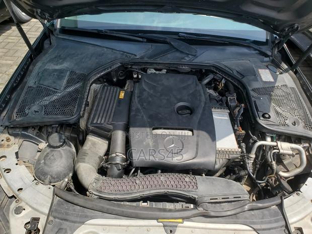 Mercedes-Benz C300 2017 Gray