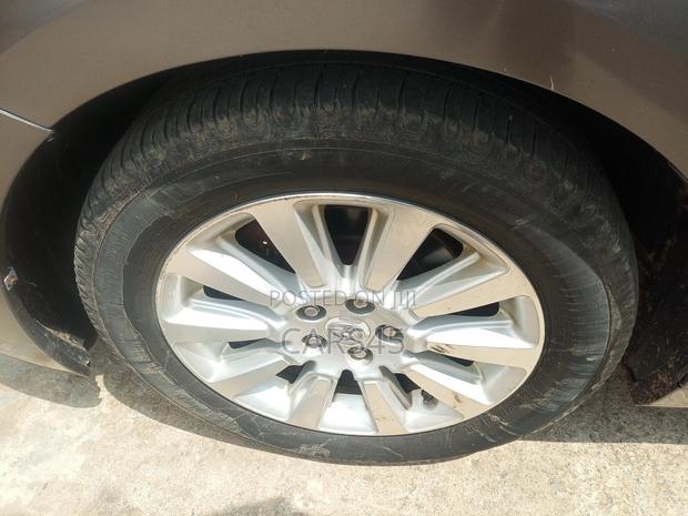 Toyota Sienna 2012 Gray