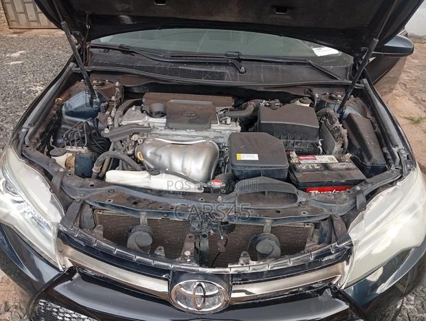 Toyota Camry SE 4dr Sedan (2.5L 4cyl 6A) 2016 Black