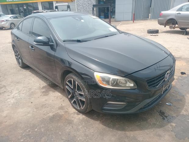 Volvo S60 2017 Black