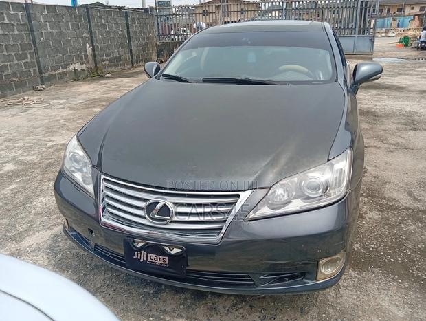 Lexus ES 350 2011 Gray