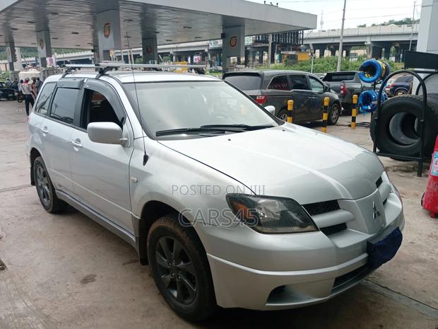 Mitsubishi Outlander 2003 Silver