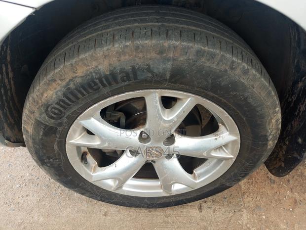 Nissan Rogue 2010 Silver