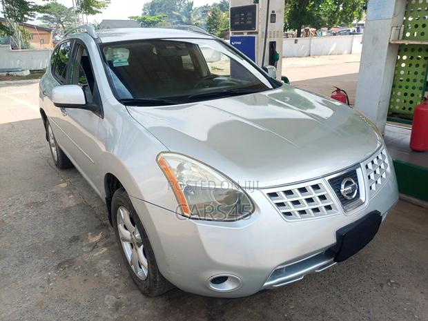 Nissan Rogue 2010 Silver