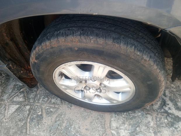 Toyota Highlander V6 2006 Gray