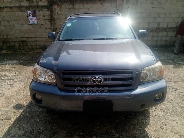 Toyota Highlander V6 2006 Gray