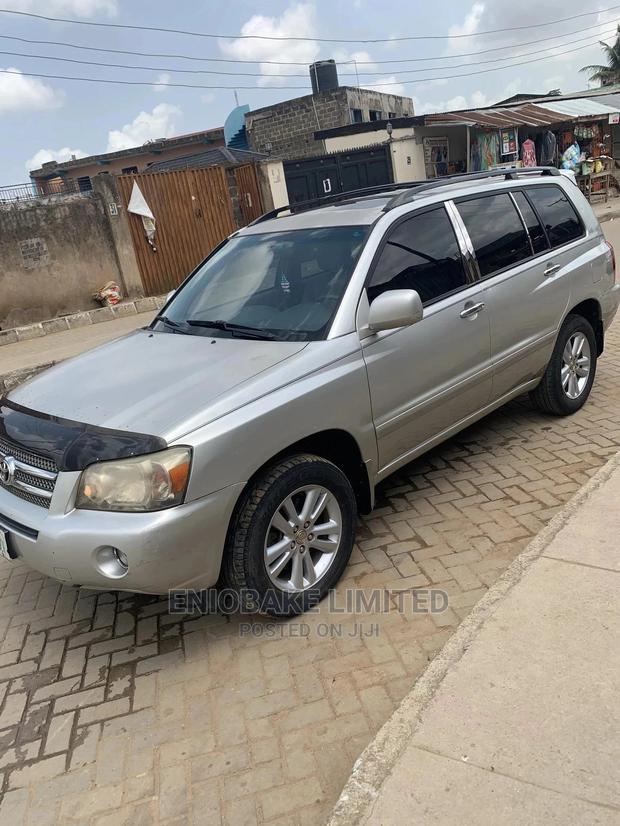 Toyota Highlander Hybrid 2006 Silver